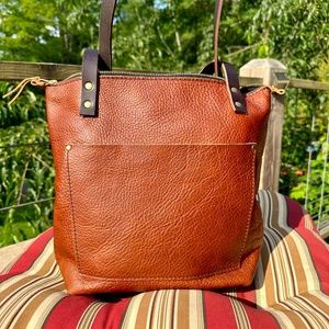 Portland Leather Small Zipper Tote